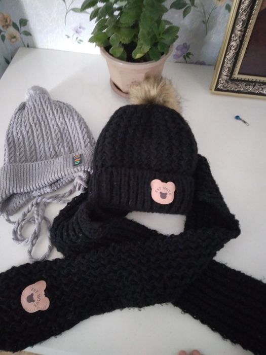 Шапки для ребенка 44размер осень-зима