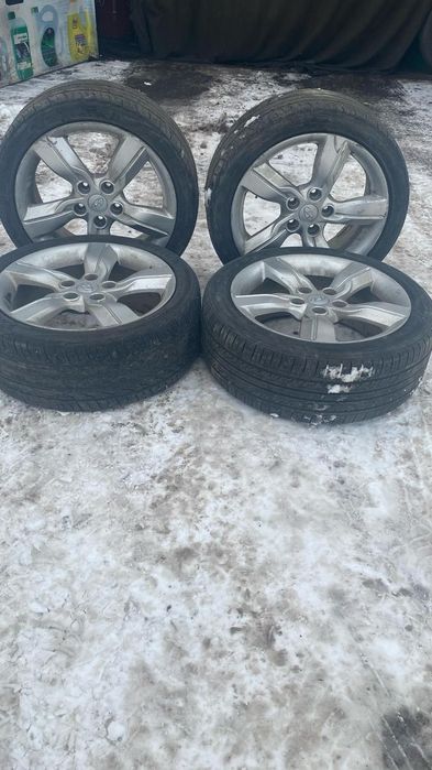 Продам резину с дисками