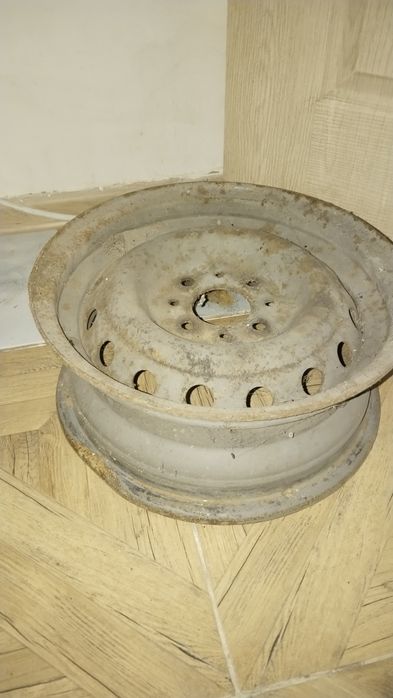 Диск r13продам за 2000