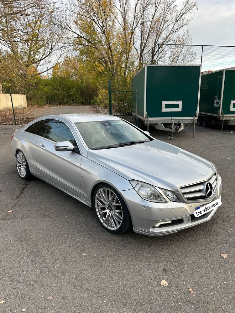 Mercedes e250 coupe  bi-turbo