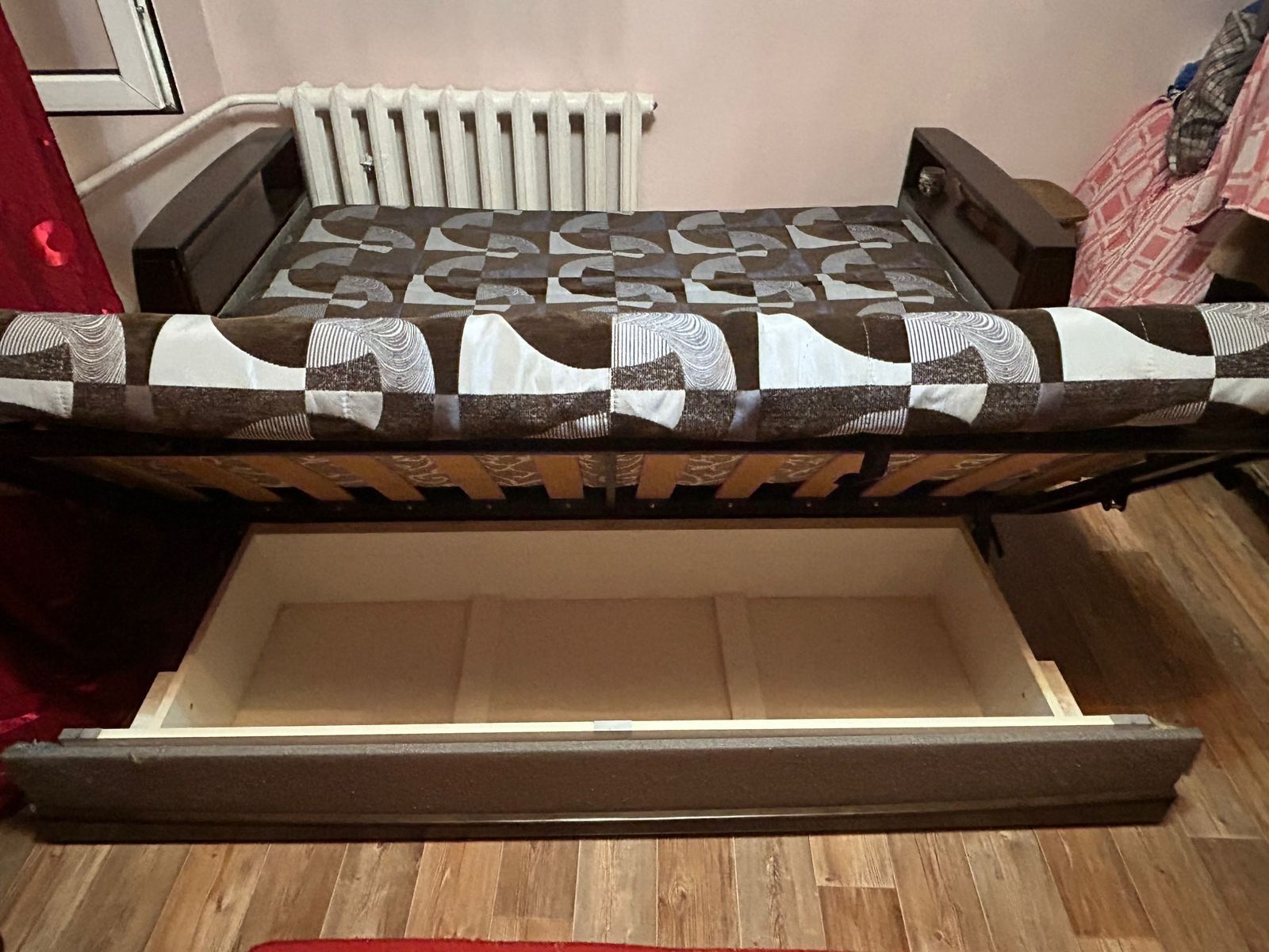 Диван, б/у, 40.000