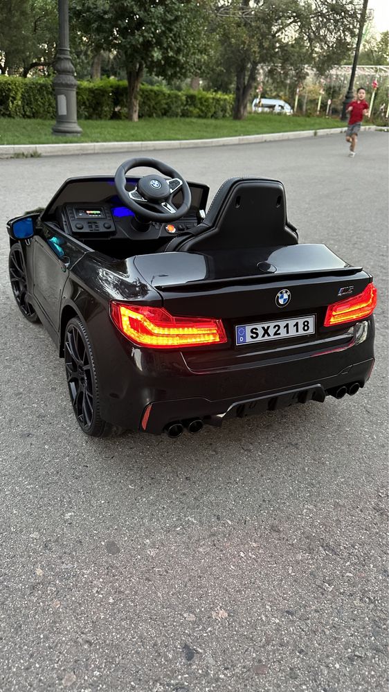 Машинка детская электромобиль дрифт BMW
