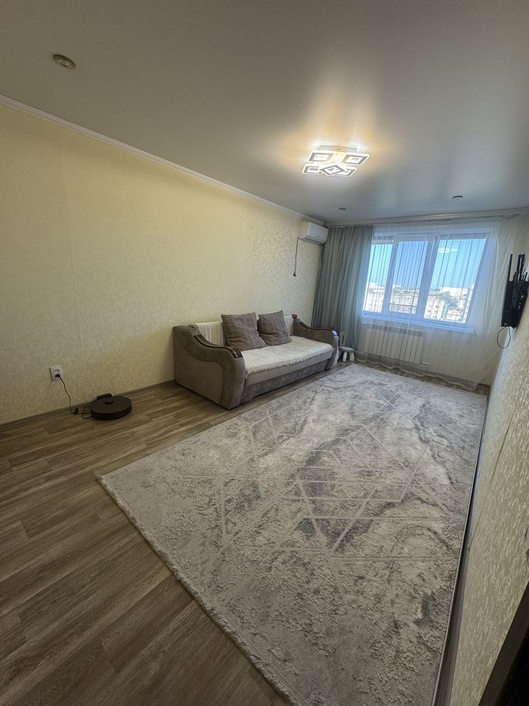 Продам 3 комнатную , новая