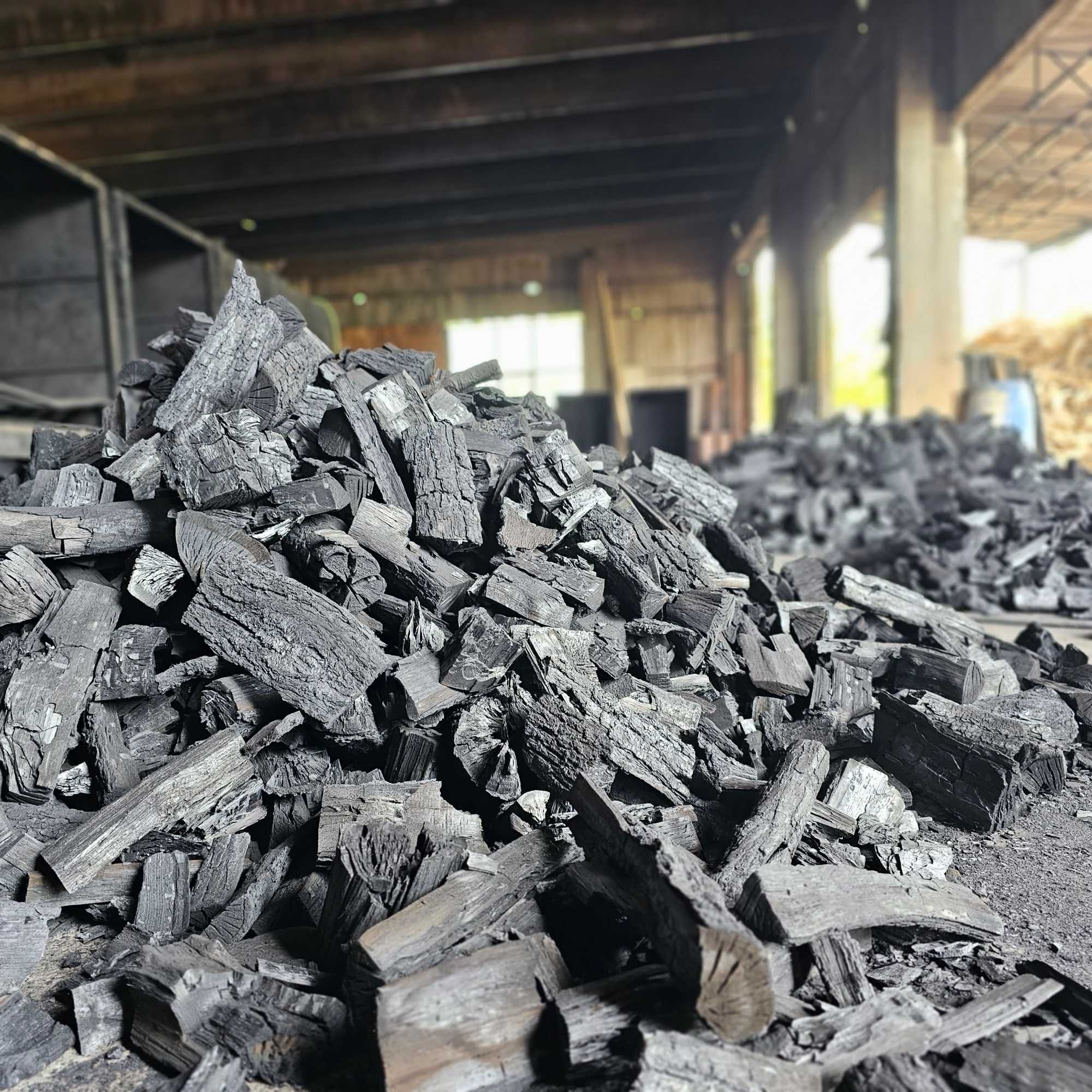 Дървени въглища за скара и барбекю