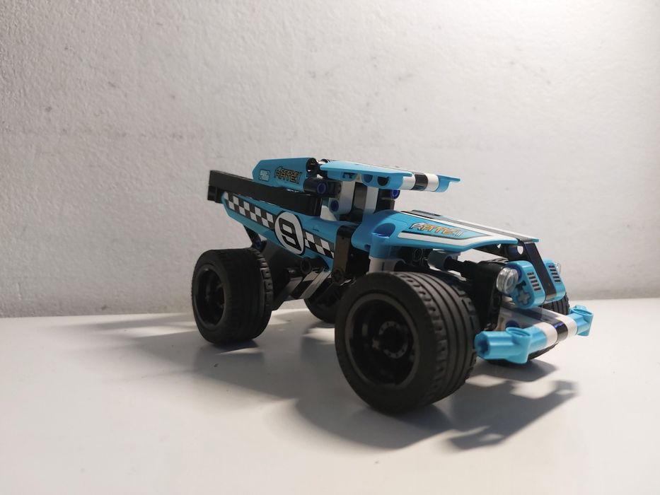 Lego Technic Stunt Truck