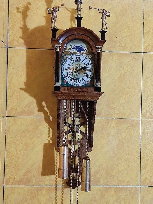 Pendula,ceas perete cu 2 greutăți mecanic Franz Hermle de dimensiuni m