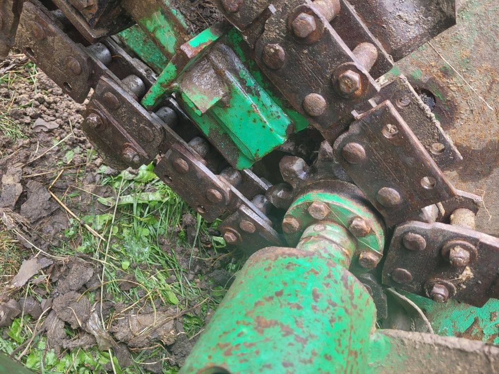 Trencher Ditch Witch 1820