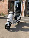 Inchiriere Scutere Electrice pentru livrari Delivery - Glovo Wolt Bolt