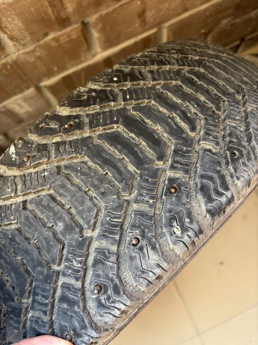 Продам резину на 13 один баллон