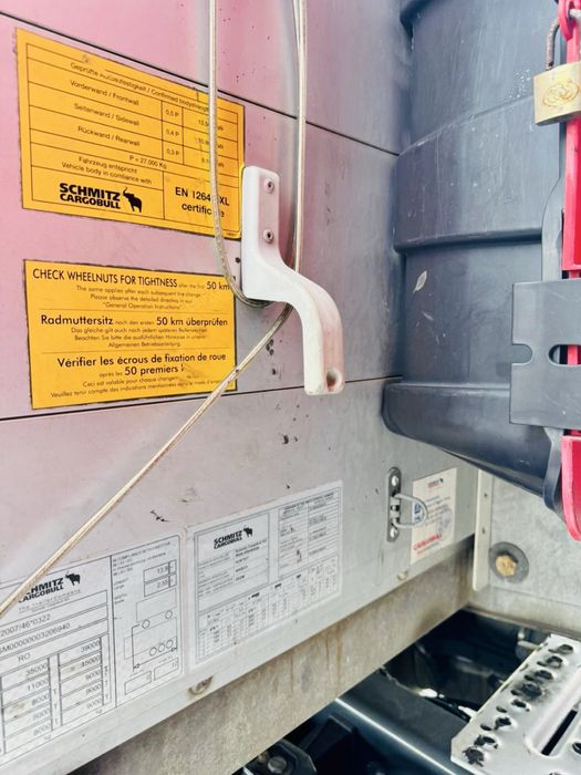 Vand semiremorca Schmitz 2015- 9600 €
