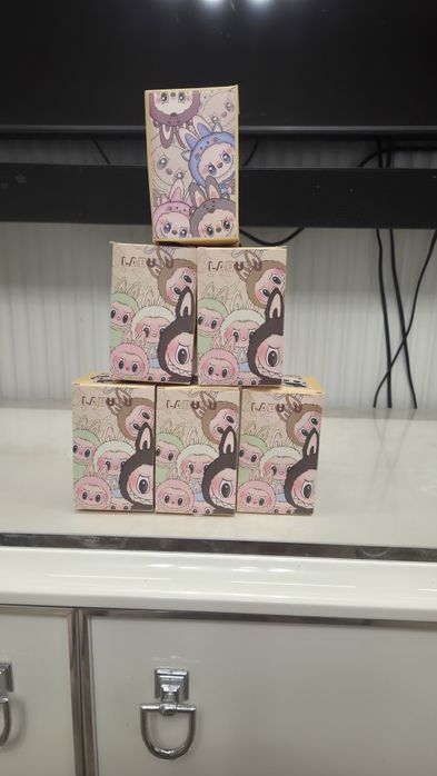 Labubu фигурка игрушка