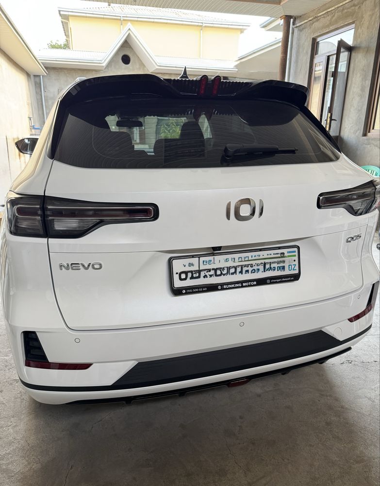 Changan Nevo Q05 gibrid