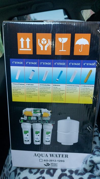 Система очистки воды с обратным осмосом.