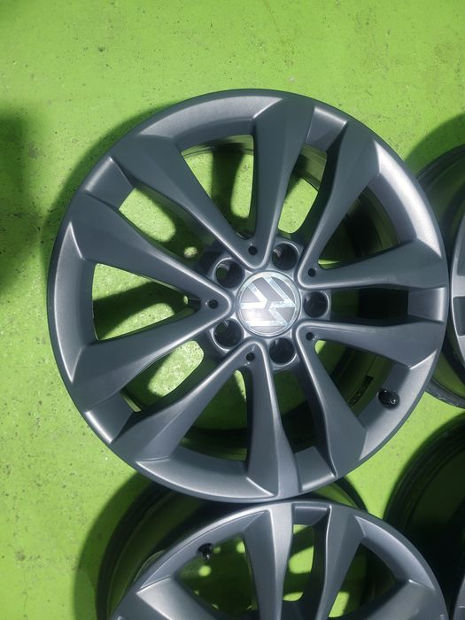 17 5x112 Vw Golf 5 6 7 Touran Caddy Skoda Audi 5х112