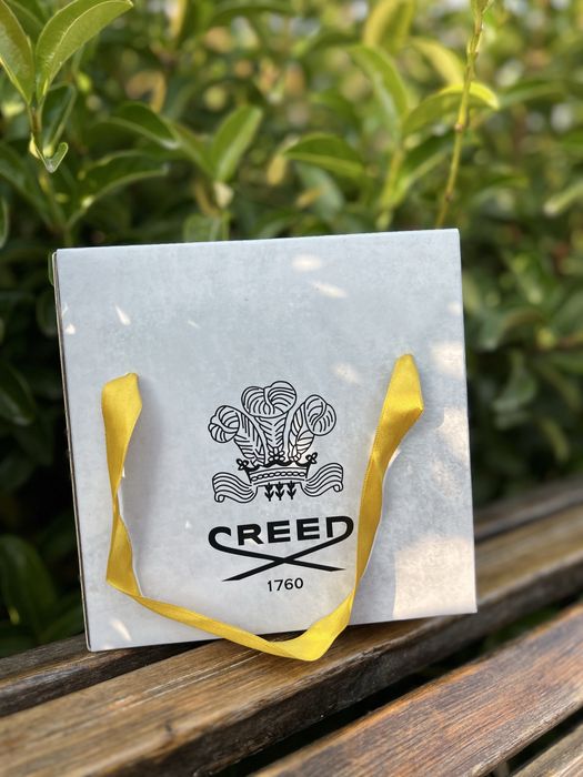Creed’ning Aventus aromati- afsonaviy hid Erkallar uchun sovga toplami