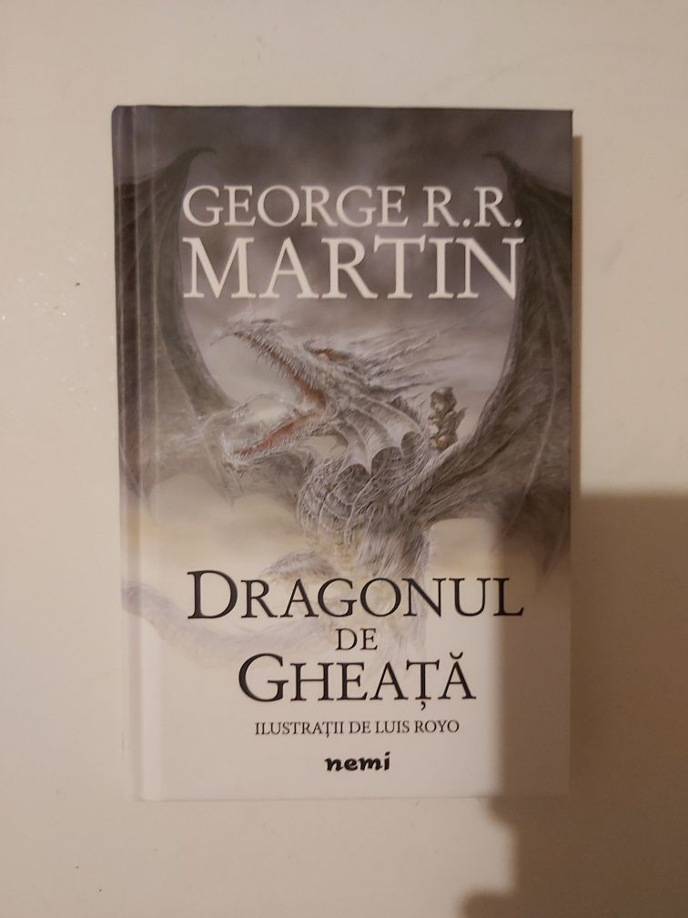Vand Dragonul de gheata de G.R.R. Martin, nou, cartonat