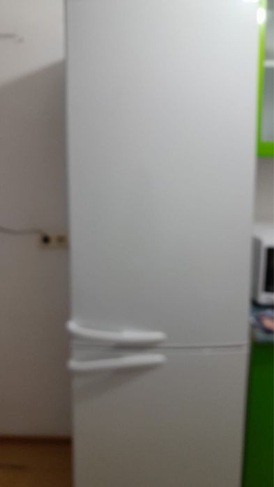 Холодильник Атлант в идиальном состояний