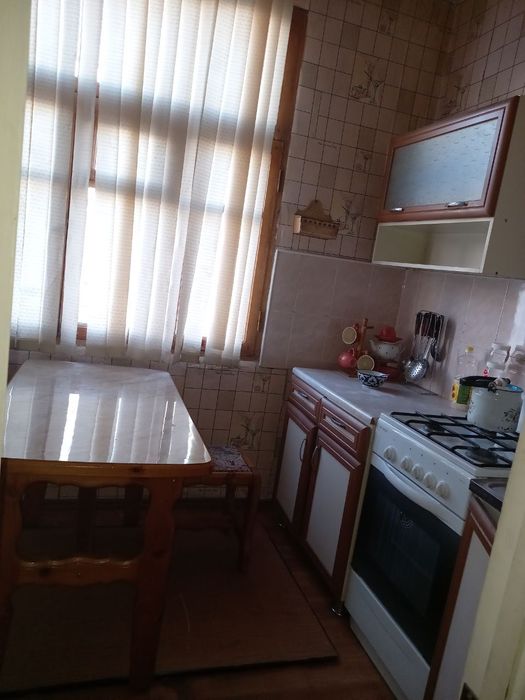 Kvartira arenda 700.mingdan ayol qizlarga