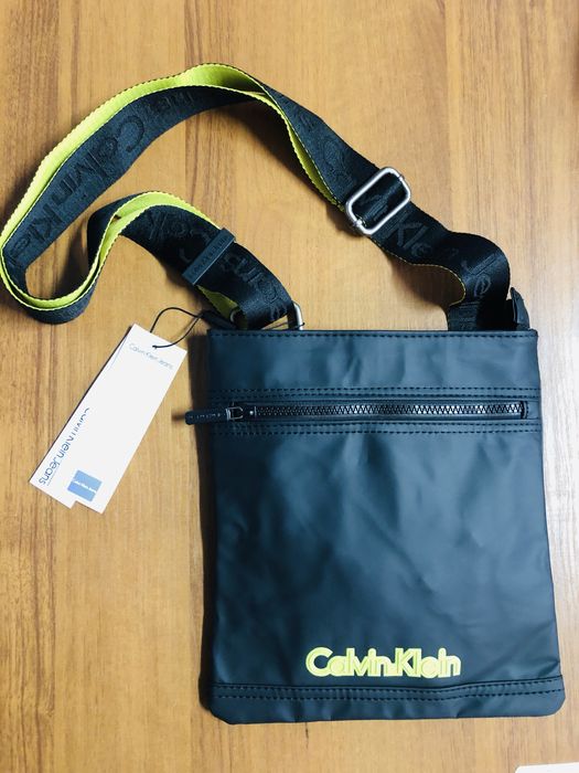Чанта Calvin Klein