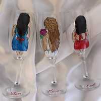 Ръчно нарисувани чаши за моминско парти