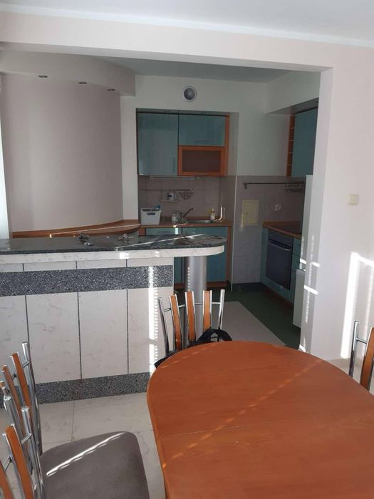 Дава се под наем Тристаен апартамент в София, Хладилника - 127 кв.м за 900 € - Снимка #2