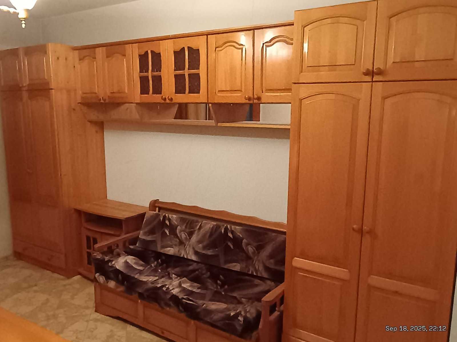 Мебели от чам в добро състояние