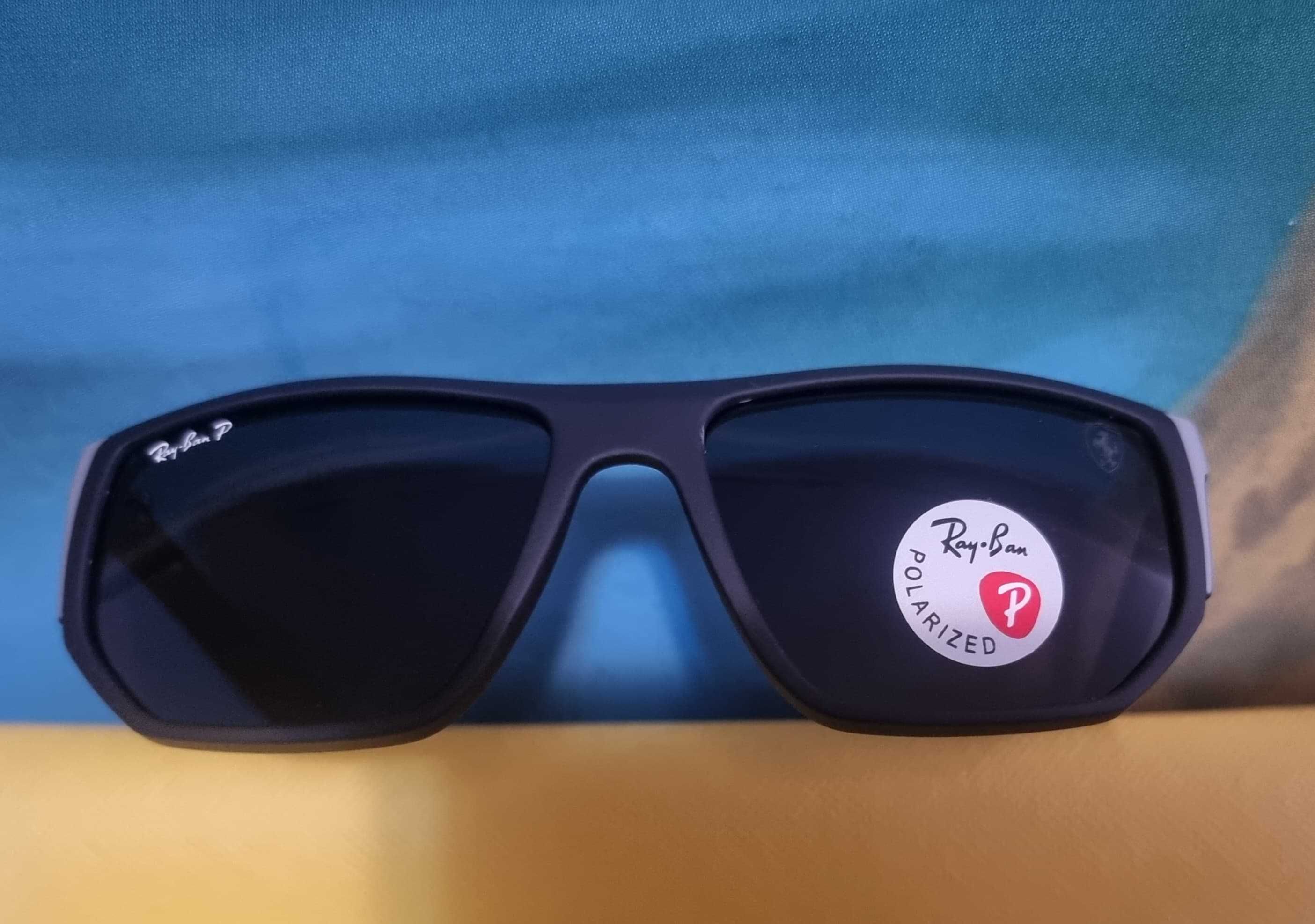 Ochelari de soare Ray Ban RB8371