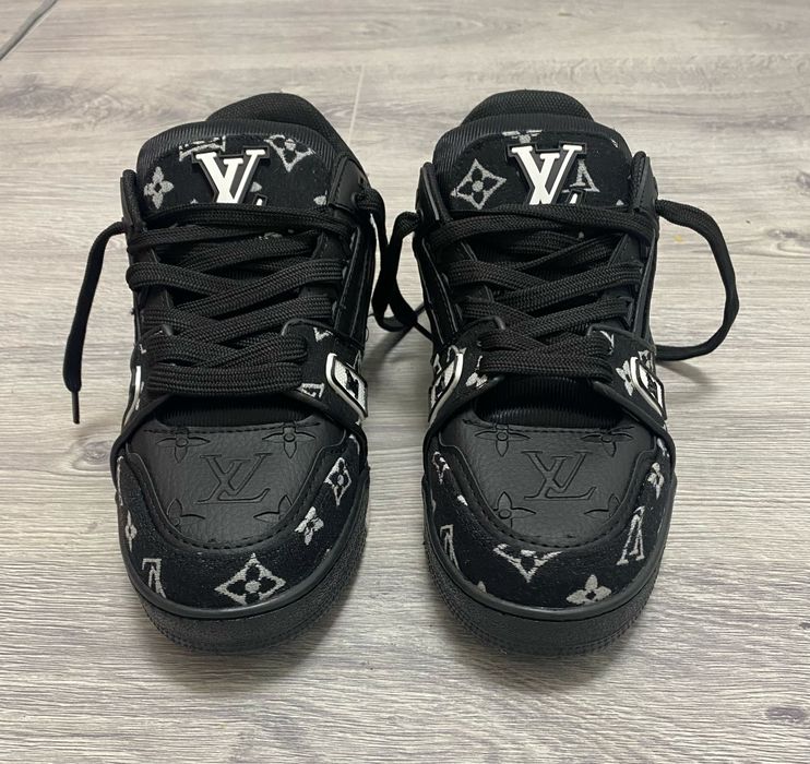Adidasi Louis Vuitton Calitate Premium