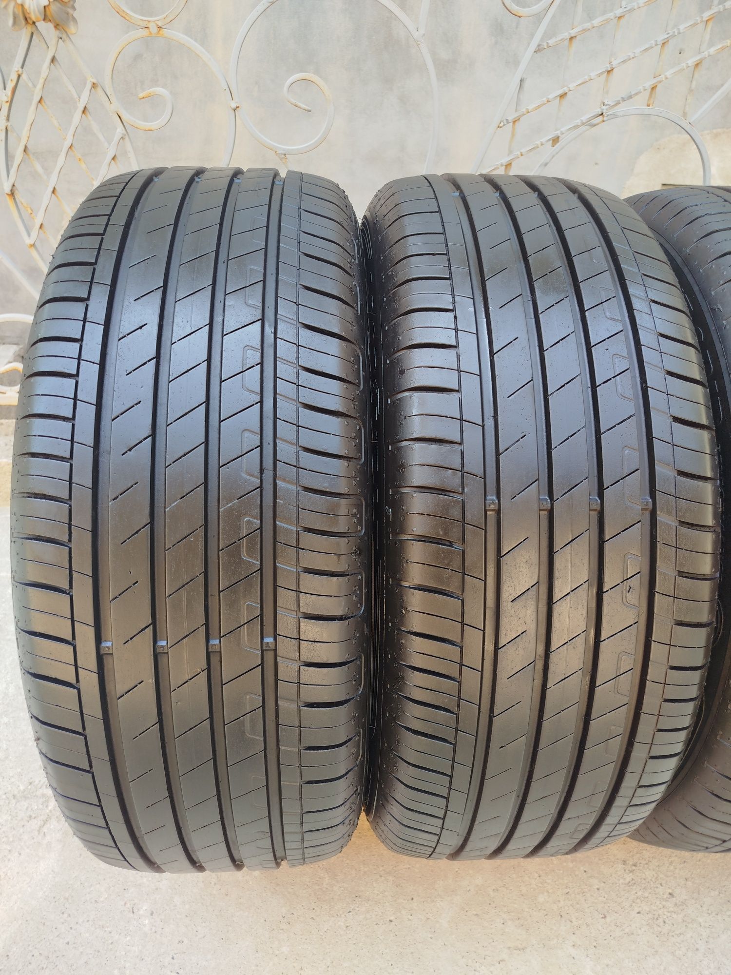 215 55 R17 Shina Good Year