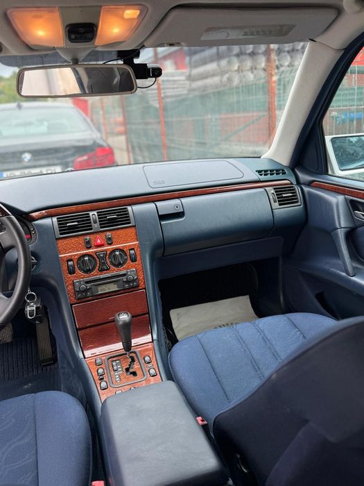 Mercedes E class