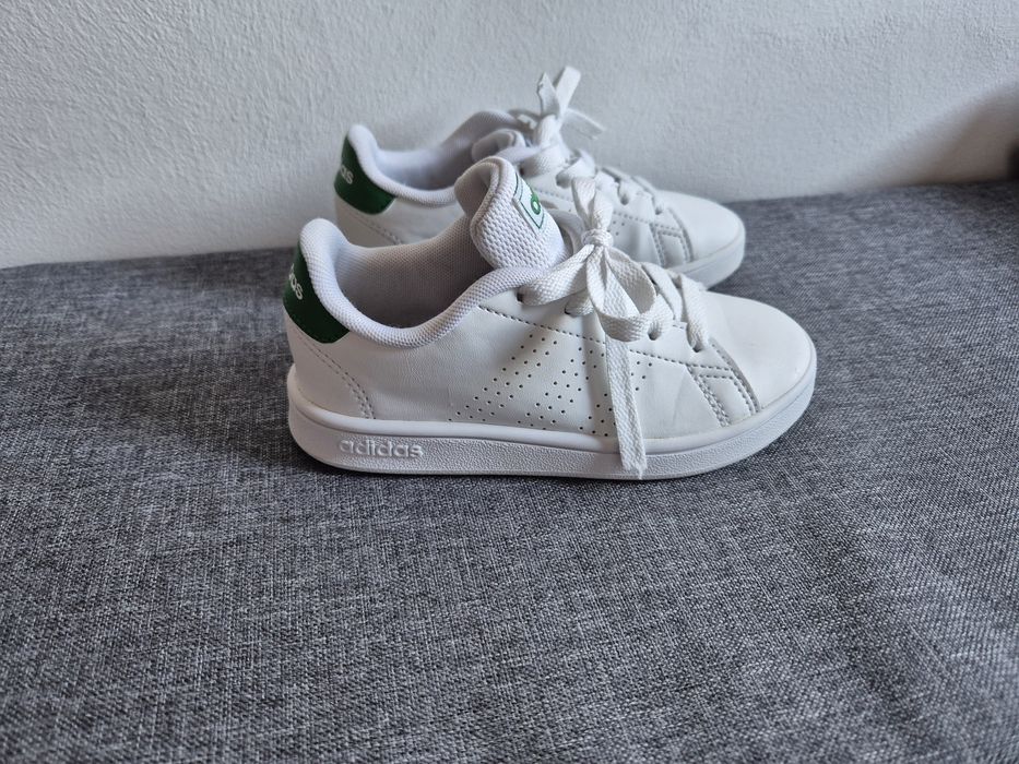Adidasi / pantofi sport copii Adidas ~ mărimea 28 ~ ca Noi