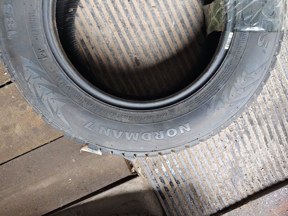 Продам новую зимние шины!