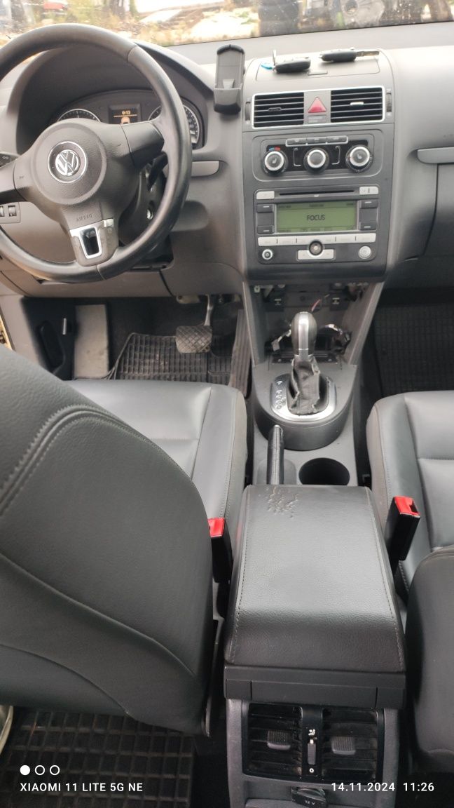 VW TOURAN 2.0 TDI-  DSG  2014г. На части