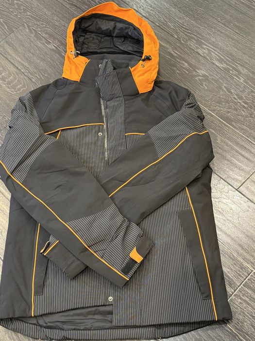 Горнолыжная мужская куртка EA7