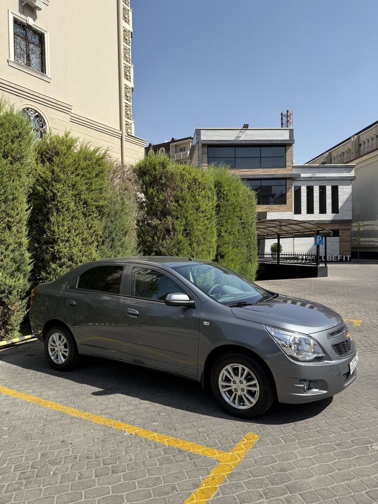Chevrolet COBALT 2021