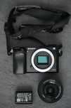Sony A6000 + Obiectiv 16-50 + baterie + curea