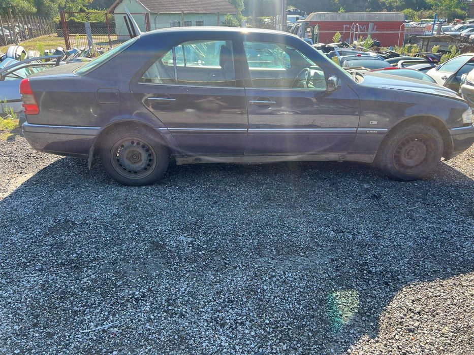 Mercedes c 180 /w 202/