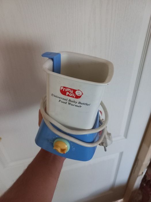 Încălzitor electric biberon.