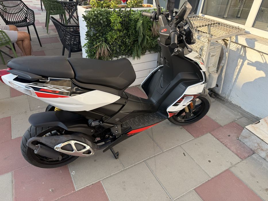 Scuter Aprilia Sr50