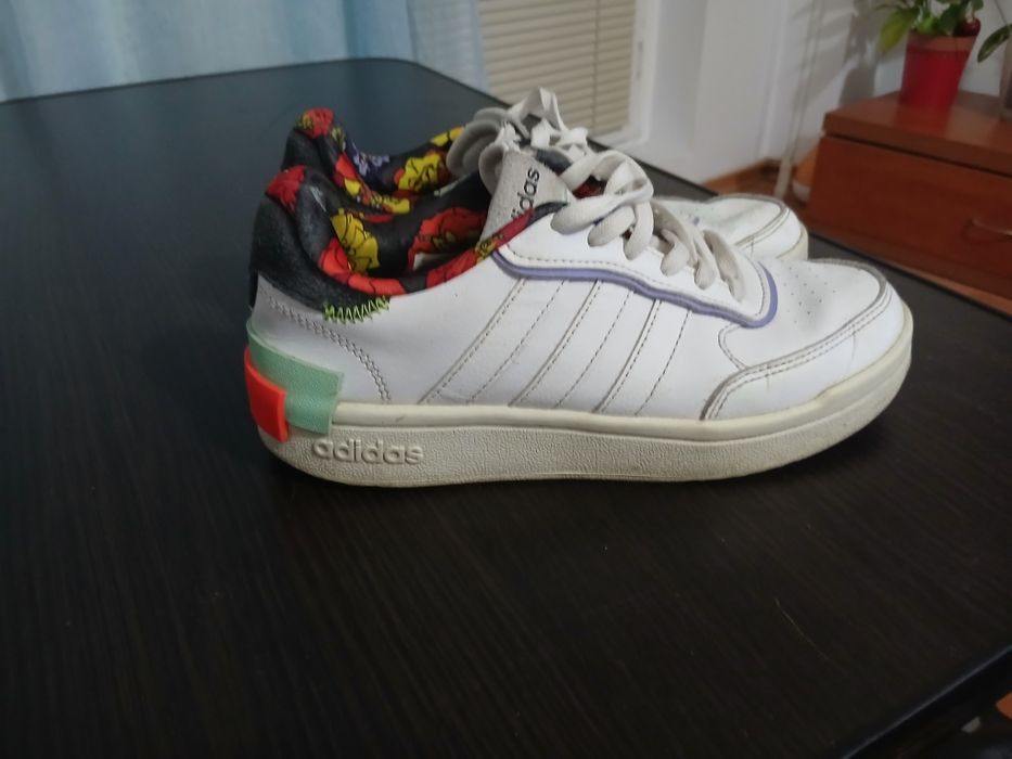 Adidași  adidas piele