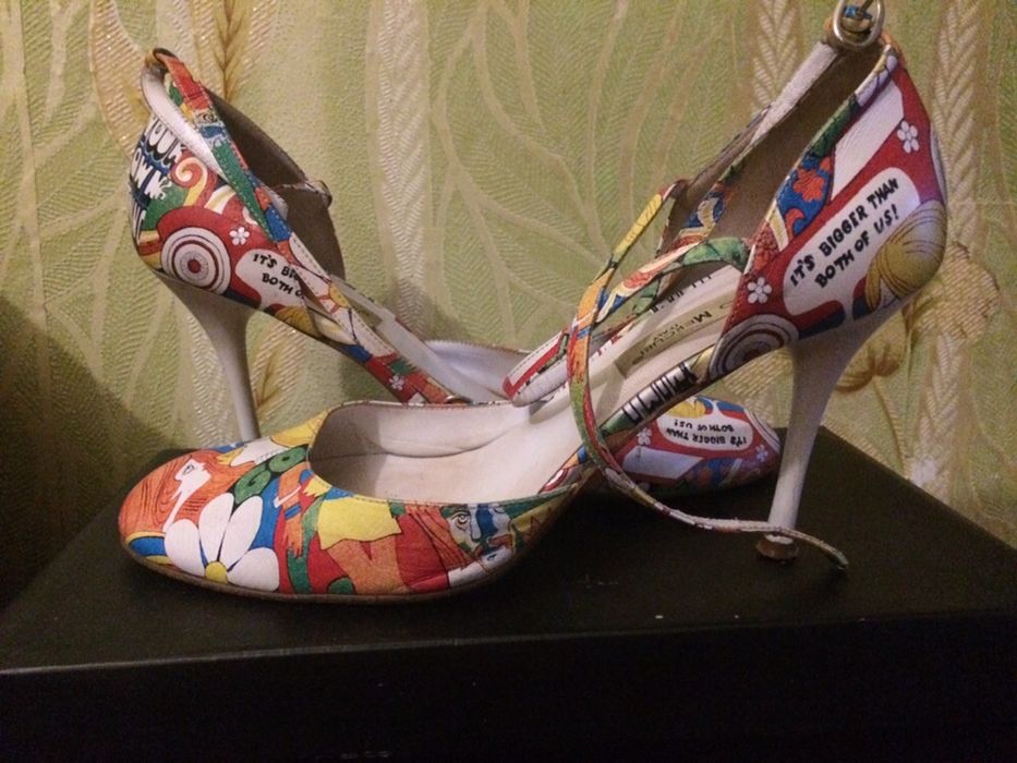 Продам женскую обувь