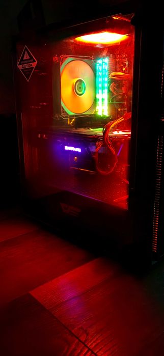 I5 6600K  4.5Ghz 16GB RAM Vega56 8GB Nitro+