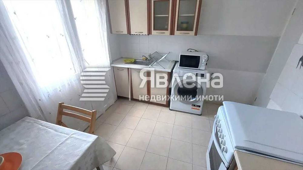 Дава се под наем Двустаен апартамент в София, Център - 78 кв.м за 638.01 € - Снимка #3