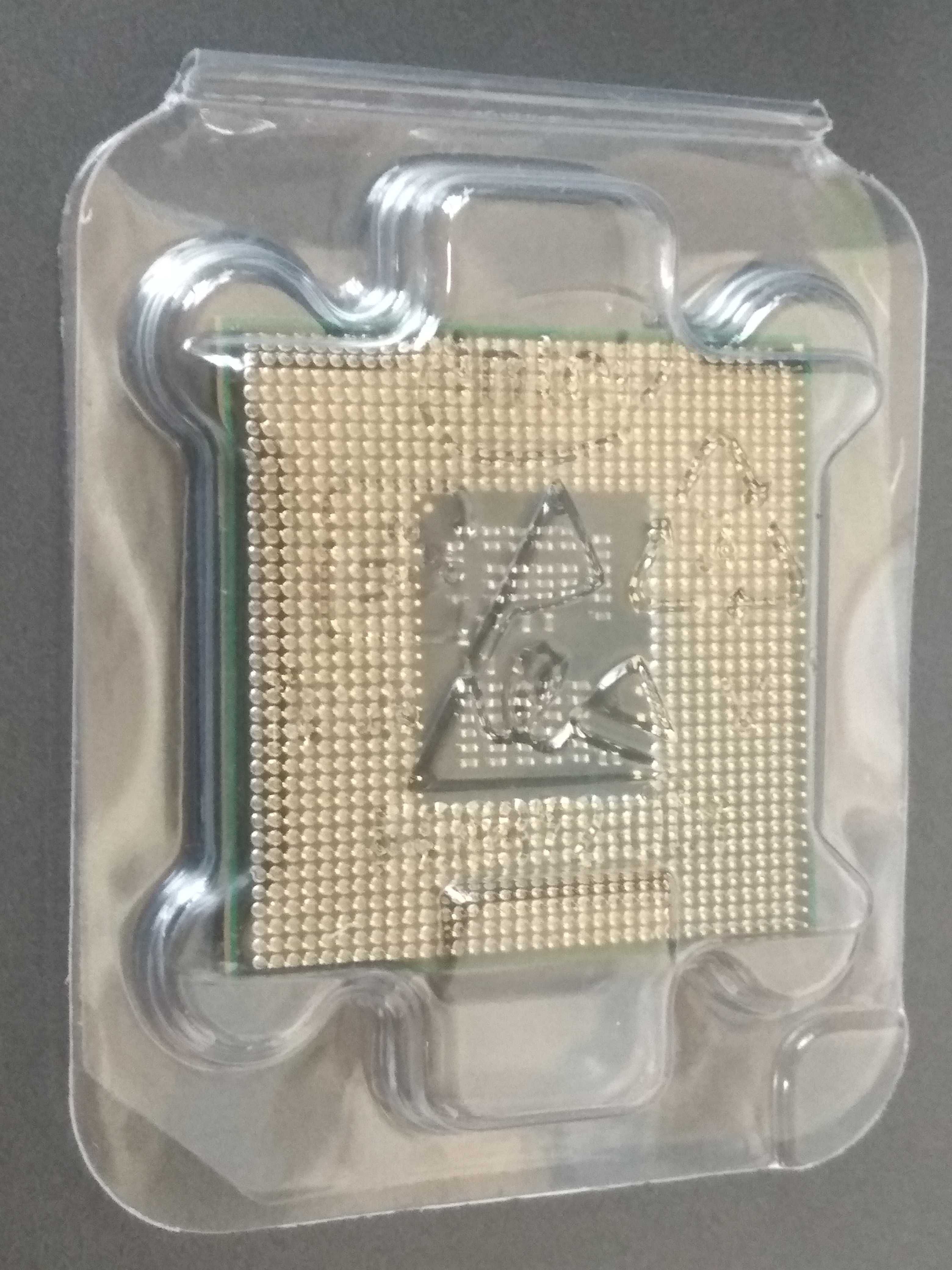 Продавам процесор i3-380m