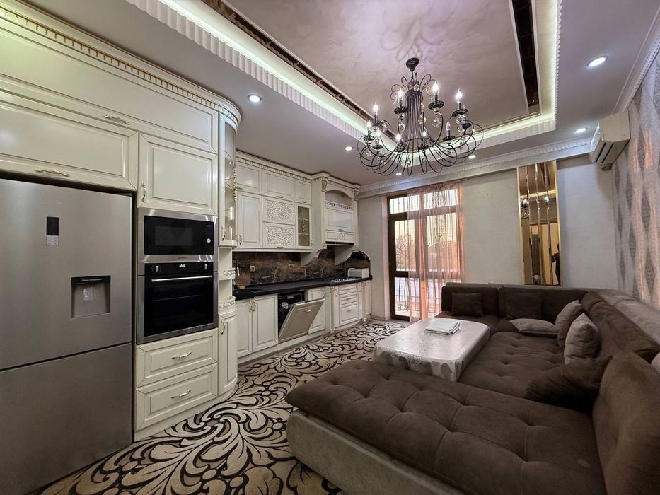 Квартира 4 комнаты в новостройке, 140м² Яккасарайский р-н, кафе Фрегат