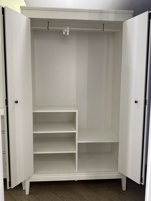 Dulap ikea ca si nou