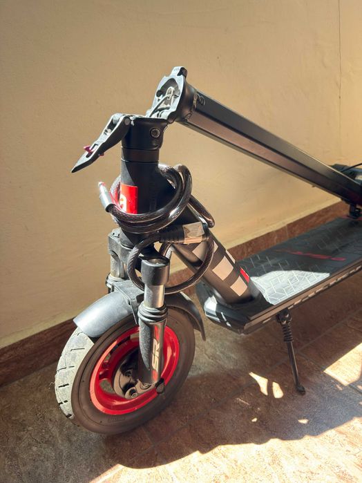 Електрически скутер-тротинетка APRILIA E-SR2 TS