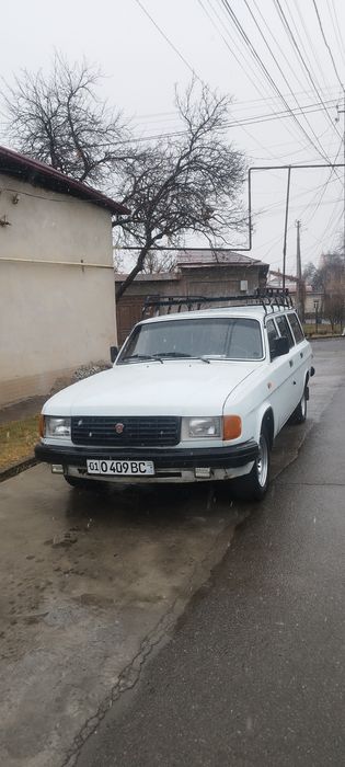 Volga sotiladi . Xolati yaxshi  1996 yil