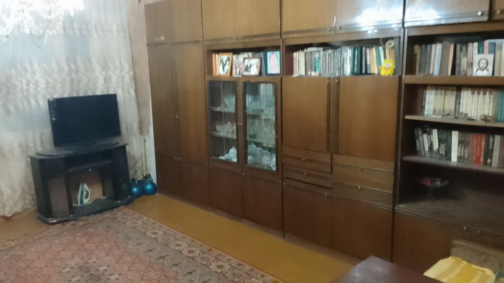 Юнусабад метро.Шахристон 1 комната с хозяйкой в 3х комнатной