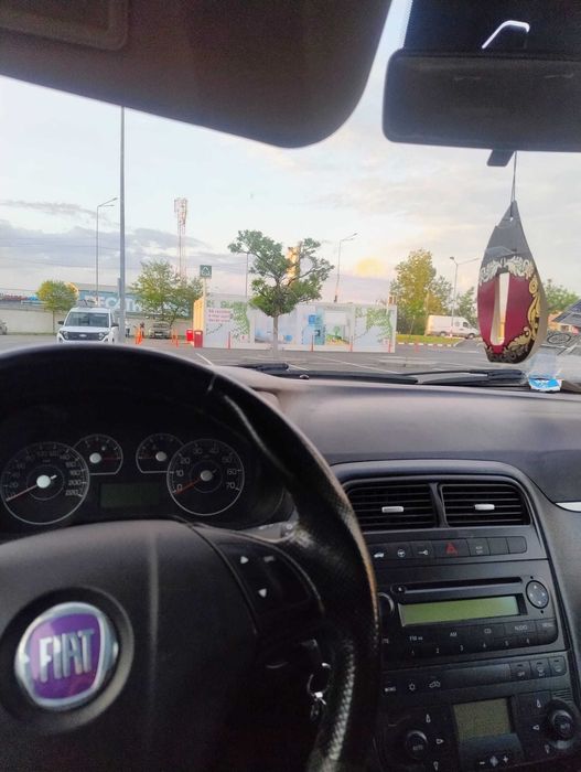 Vând Fiat Grande Punto 1.9 Multi Jet